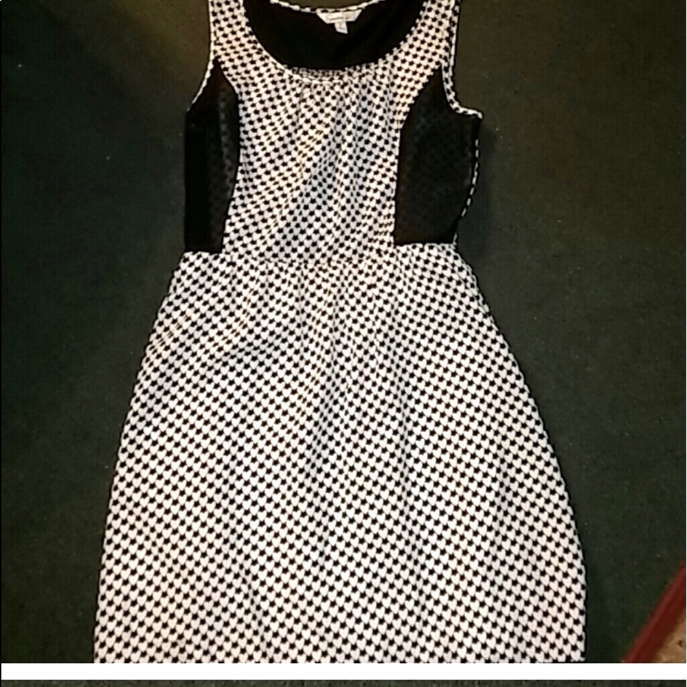 Sz lg dress by speechless